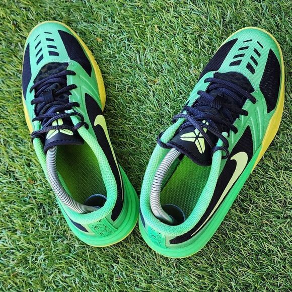 NIKE KOBE MENTALITY GS - Kids Sneakers - SIZE 6.Y - Picture 7 of 9